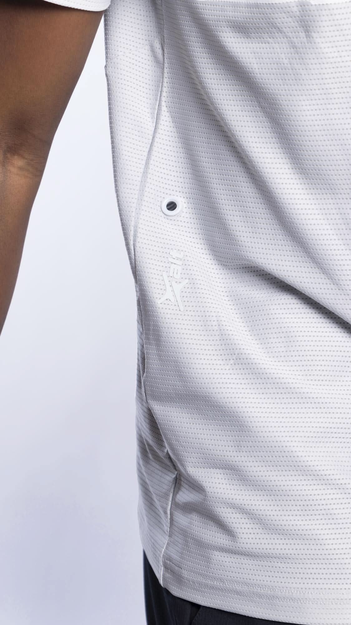 Xalt Life Aerodynamic Pulse Tee Silver CREW NECK