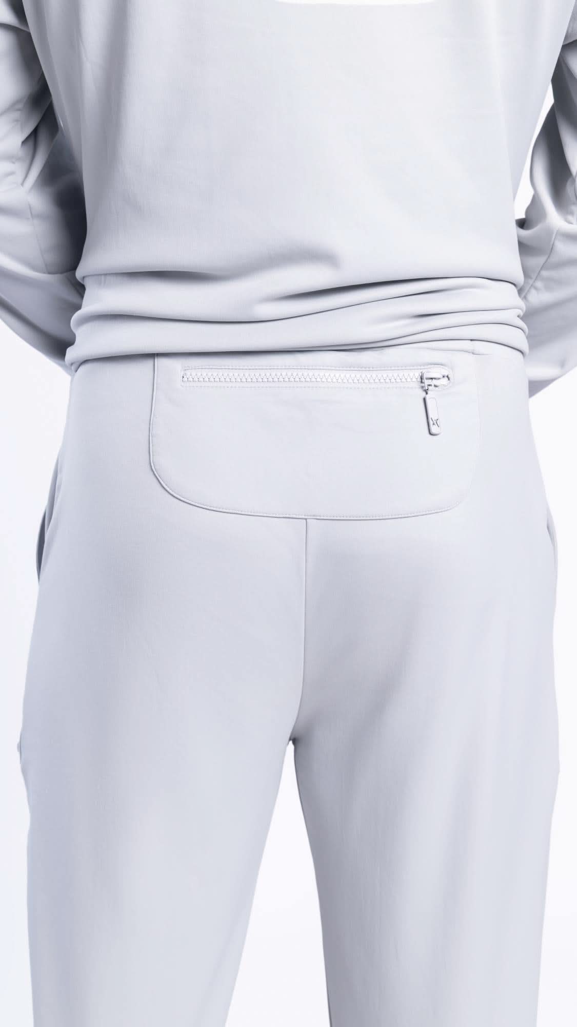 Xalt Life Flex Hybrid Joggers for men – versatile athleisure Joggers for travel, workout, running and everyday comfort.