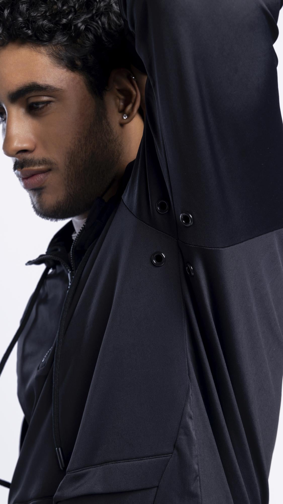 Flex Hybrid Hood Black